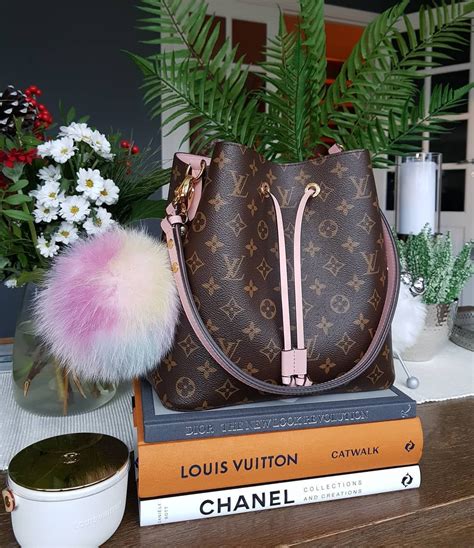 louis vuitton buy sell chat|louis vuitton eservice.